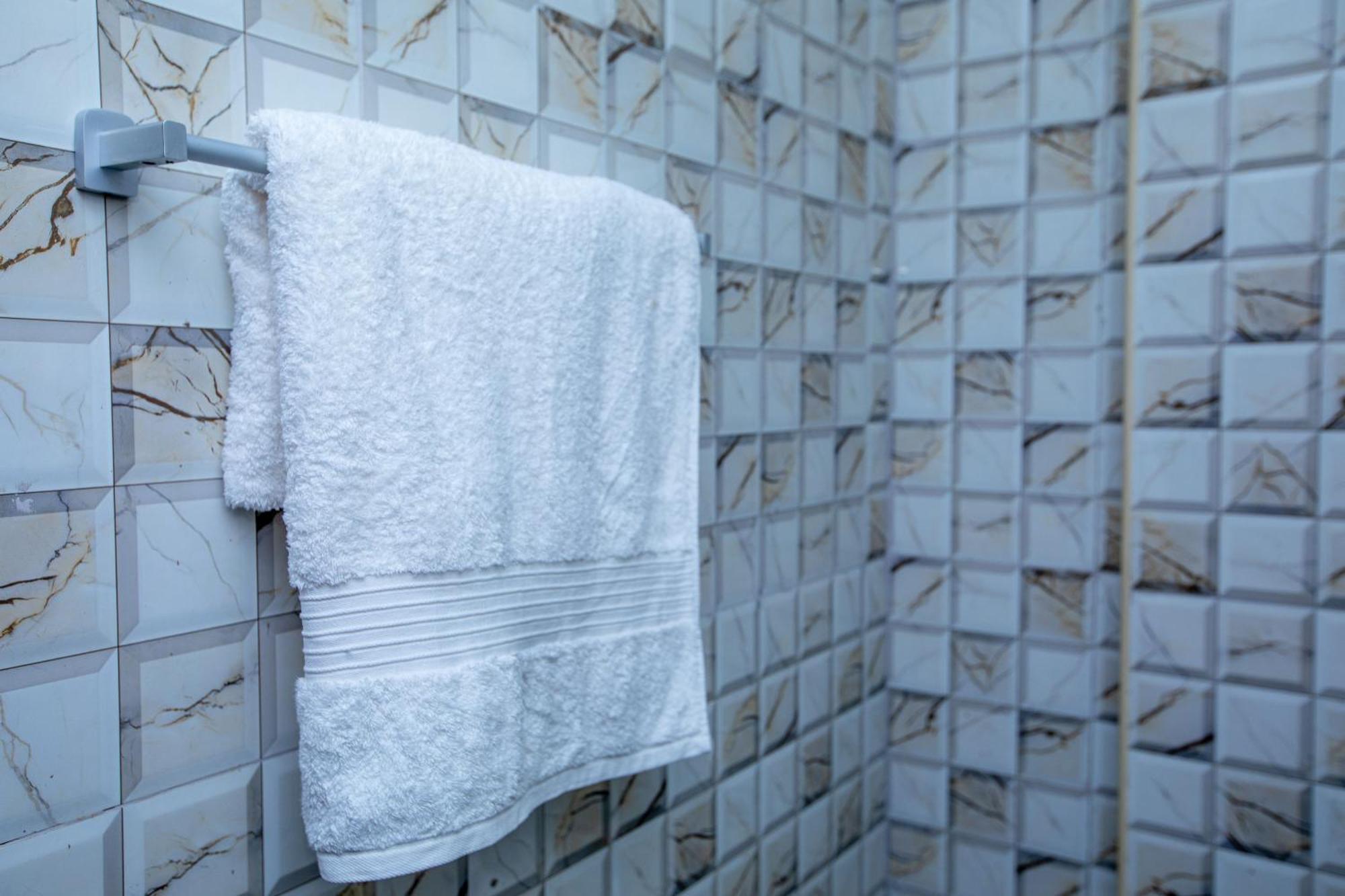 Kays Lodge Dar es Salaam Ngoại thất bức ảnh