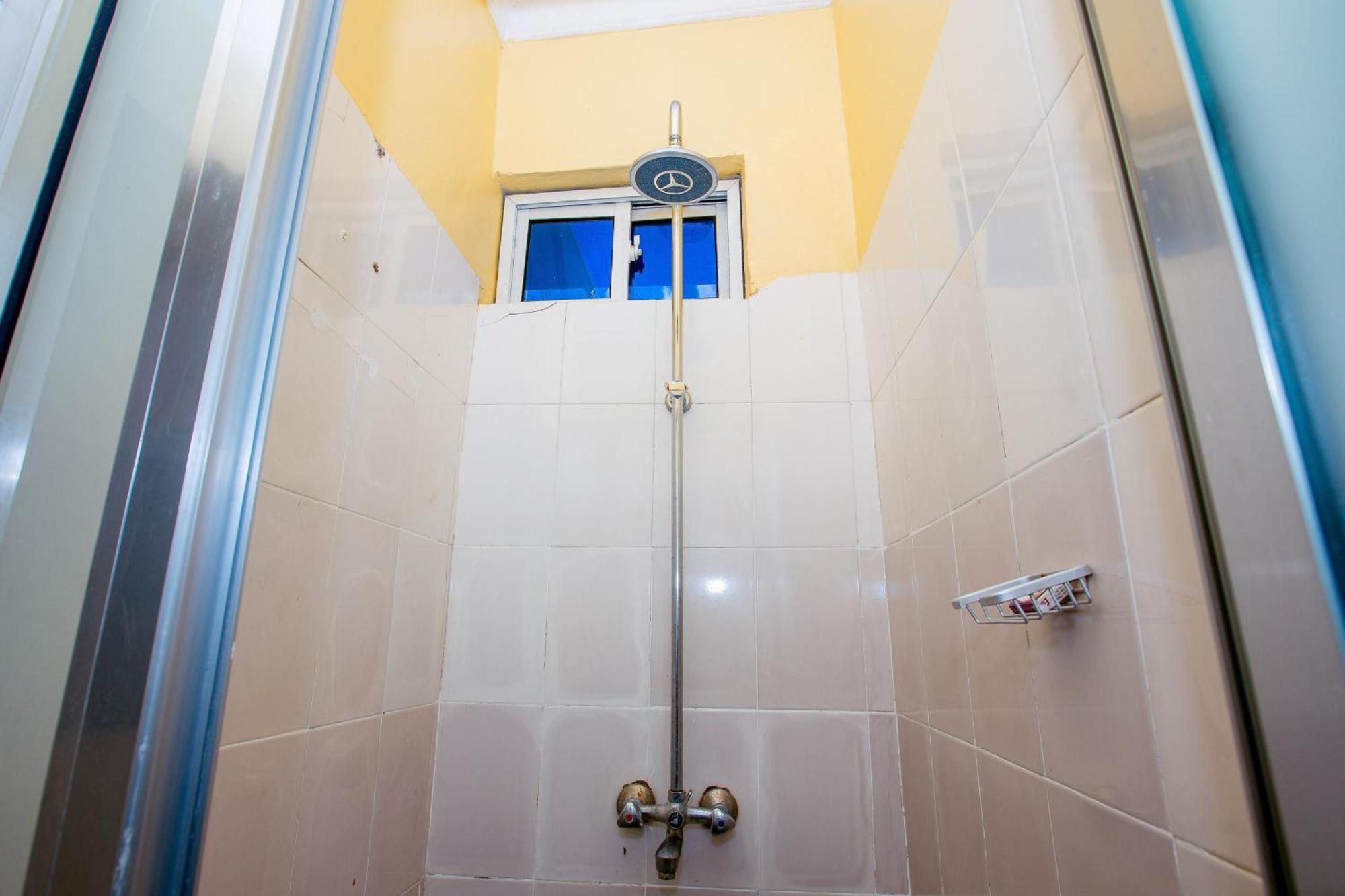 Kays Lodge Dar es Salaam Ngoại thất bức ảnh