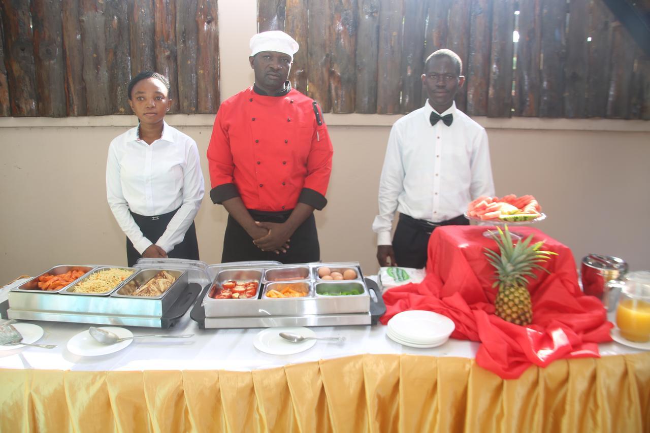 Kays Lodge Dar es Salaam Ngoại thất bức ảnh