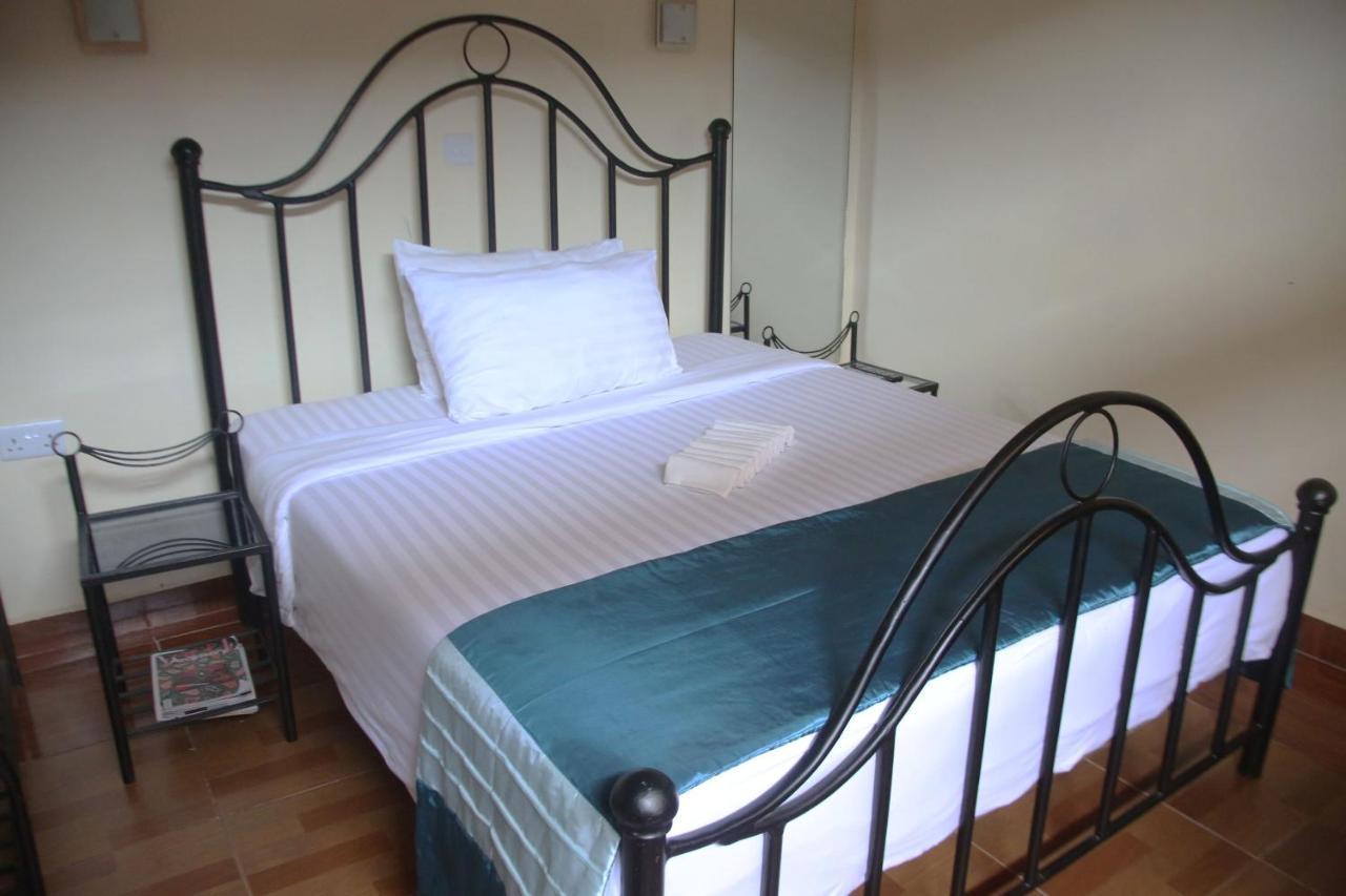 Kays Lodge Dar es Salaam Ngoại thất bức ảnh