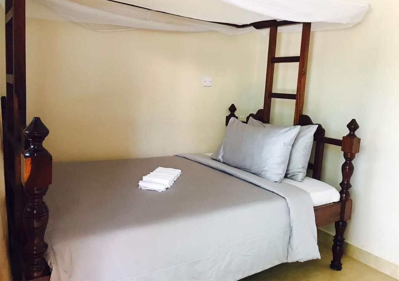 Kays Lodge Dar es Salaam Ngoại thất bức ảnh