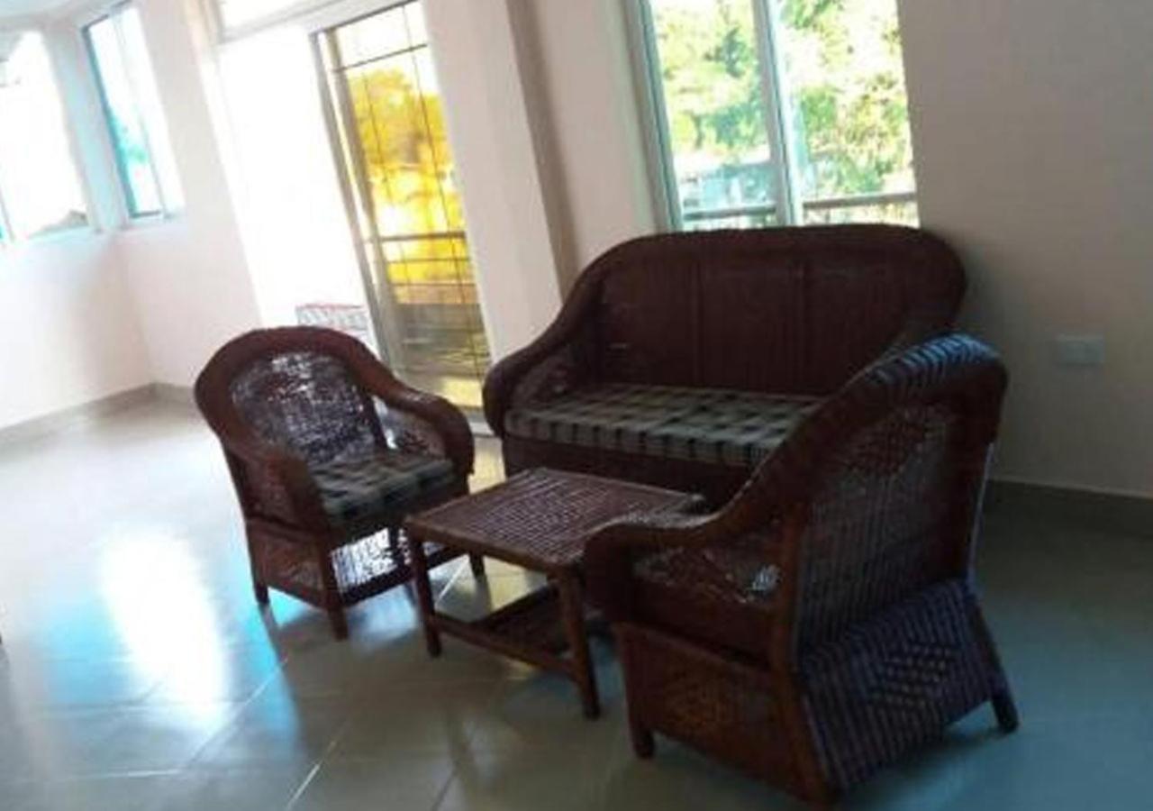 Kays Lodge Dar es Salaam Ngoại thất bức ảnh